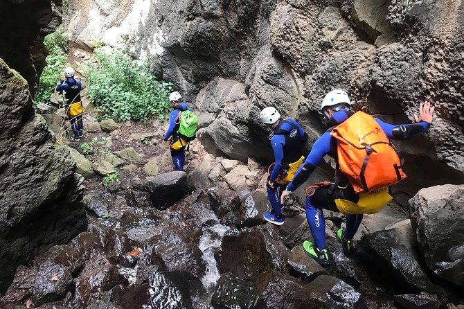CANYONING aquatic and fun route in Gran Canaria - The flow of your half-day adventure: how the time is used