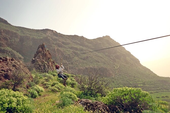 Climbing + Zipline + Via Ferrata + Cave. Adventure route in Gran Canaria - Starting at Mirador de Las Tederas, then up into the island story