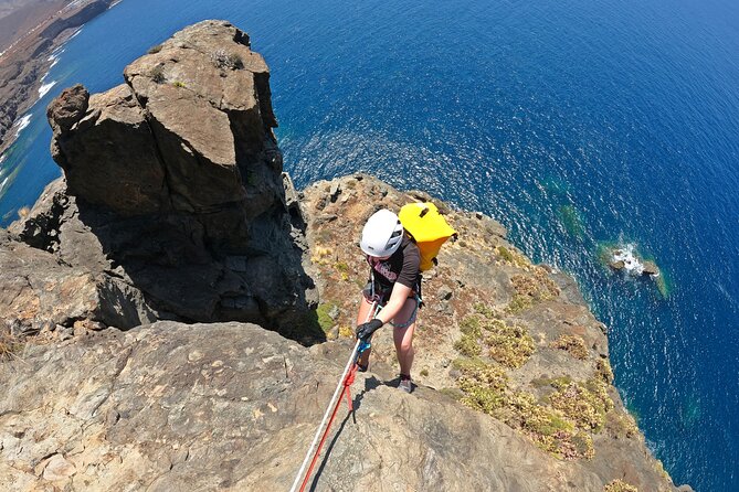 Coasteering Gran Canaria: The Atlantic Mountains Adventure Route - Abseiling Down With Belaying: The Part That Changes Your Confidence