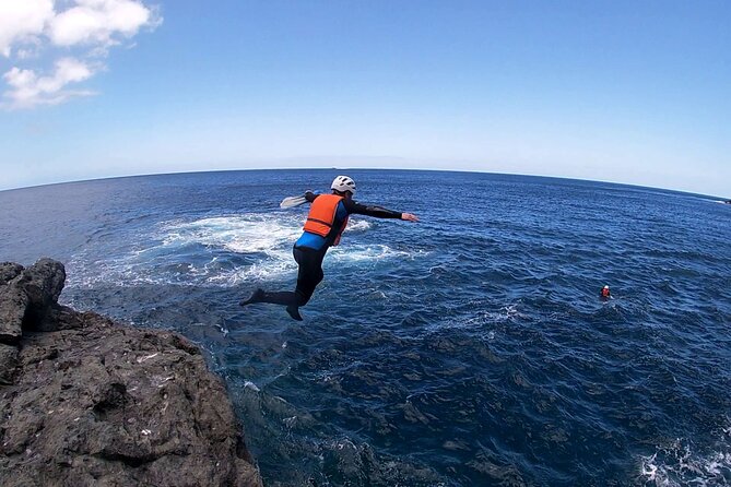 Coasteering Gran Canaria: The Atlantic Mountains Adventure Route - Safety Gear, Belaying, and Why This Feels Well Run