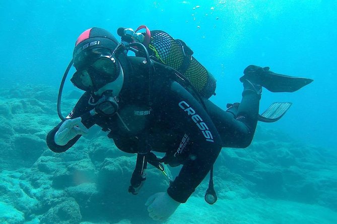 Discover Scuba diving in Gran Canaria with Hotel Pick-up - How deep and how long: what to expect underwater