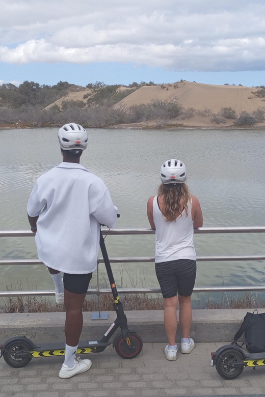 e-Scooter Step Kickstart Guided Tour: Sightseeing Maspalomas - Mirador de las Dunas and Playa del Inglés panoramas (the 1-hour option)