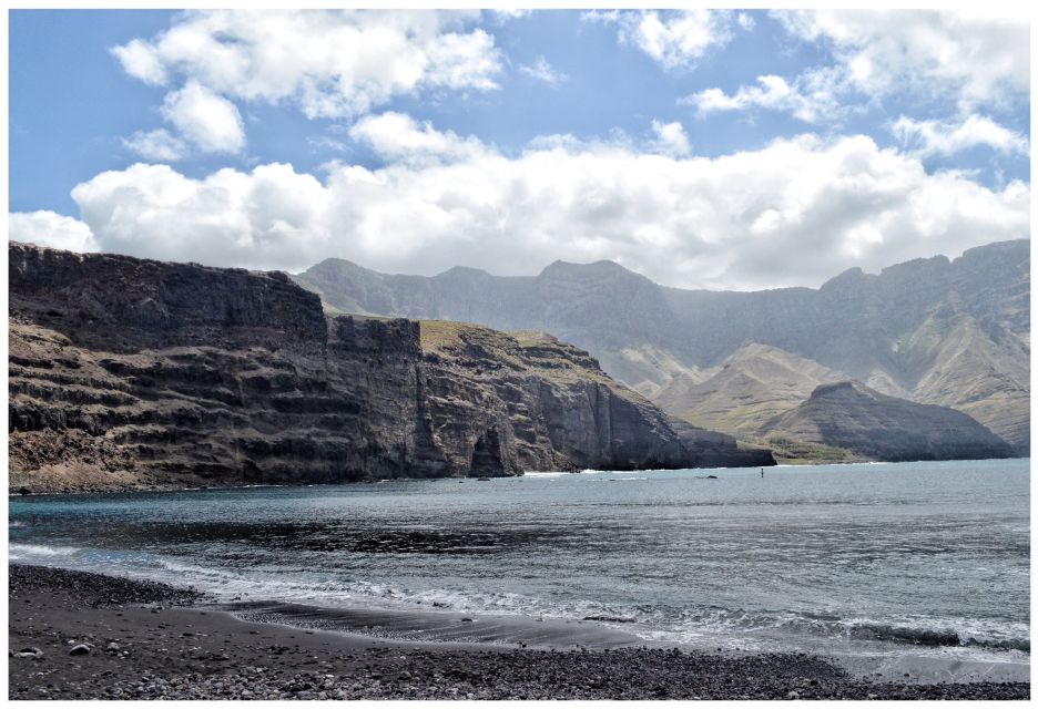 From Las Palmas: Full-Day Tour of the North - Transport, timing, and keeping your day comfortable