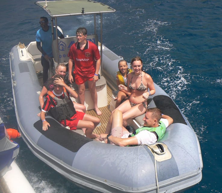 From Puerto Rico: Boat trip along the coast w/ Food & Drinks - Out to Mogán: Scenic Cruising and the Glass-Bottom Experience