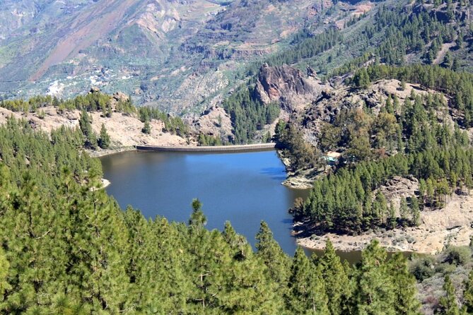 Full day Hiking Gran Canaria Peaks of Gran Canaria - Gear and clothing: what the guide actually checks