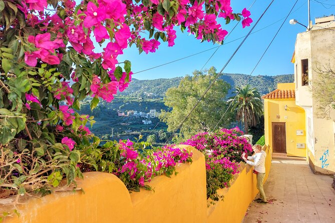 Gran Canaria 7 Highlights Small Group Tour with Tapas Picnic - Pickup in Maspalomas and Playa del Inglés: how the day starts