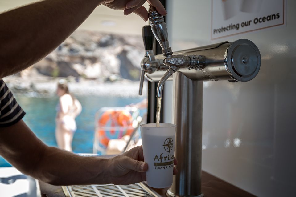 Gran Canaria: Afternoon Catamaran Cruise with Food & Drink - Food and Drinks on Board: Unlimited Sips Plus a Crew-Cooked Meal