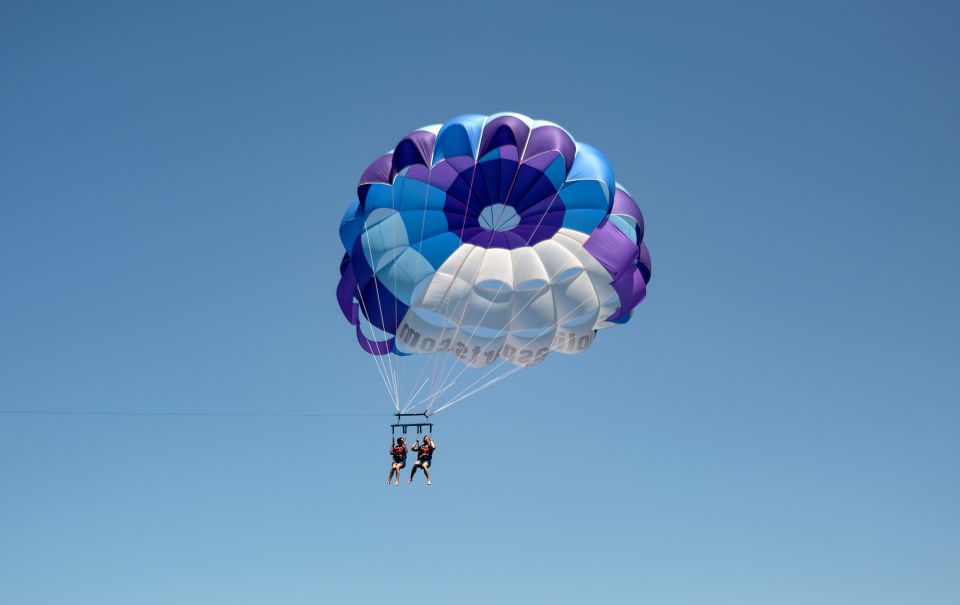 Gran Canaria: Afternoon Catamaran Cruise with Food & Drink - Entertainment and the Onboard Vibe: Humor, Music, and Real-Life Deck Comfort