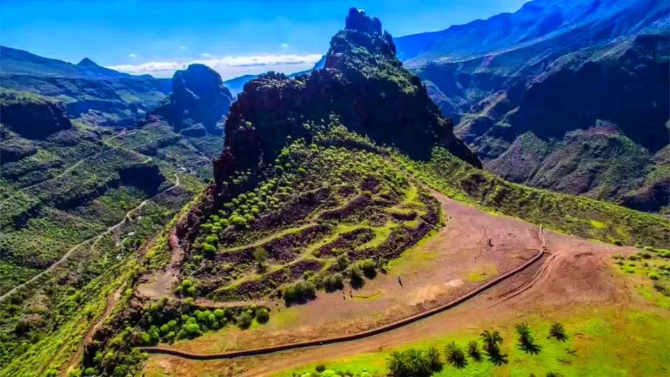 Gran Canaria: Convertible Beetle Tour - Valley of 1000 palms and the island’s water reservoirs: why this stop theme matters