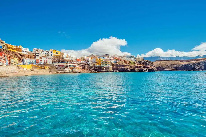 Gran Canaria Private Transfer from Puerto Rico to Las Palmas (LPA) airport - Landing at LPA: Drop-Off and Spotting the Car