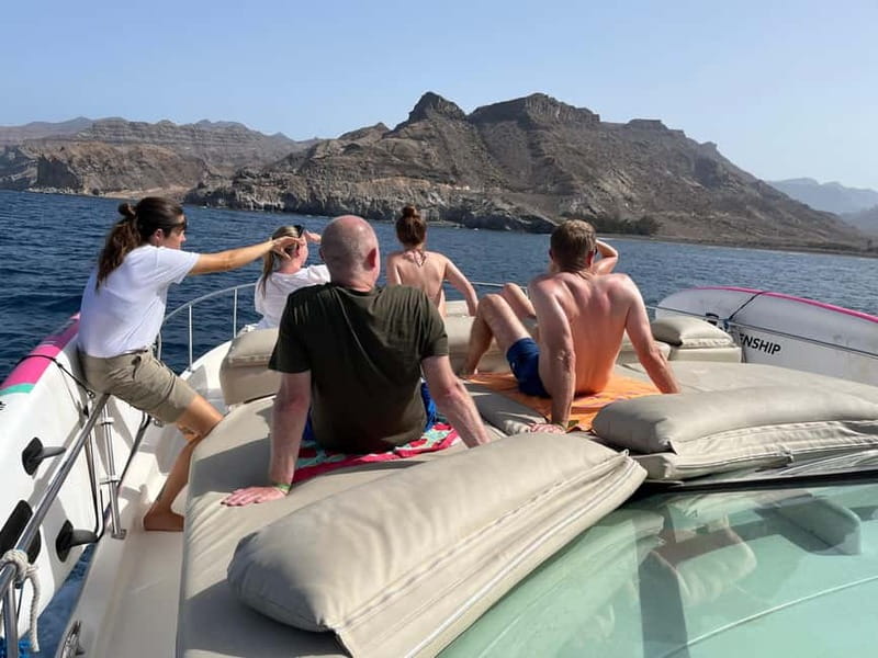 Gran Canaria: Shared yacht excursion with beverages, lunch and snorkeling - On the way back: coastal sights around Mogán, Tauro, and Tiritaña