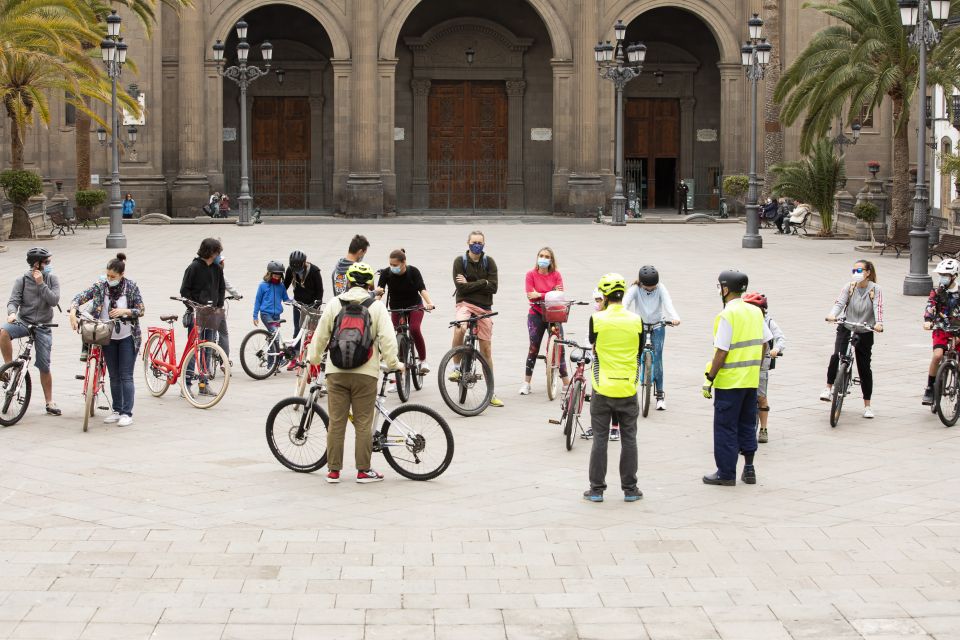 Las Palmas de Gran Canaria: Guided City Tour by Bike - Meeting by Poema del Mar Aquarium (and finding the red bike)