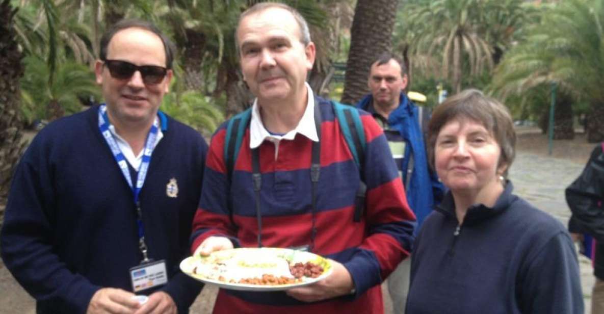 Las Palmas: Private Old City Guided Walking Tour with Tapas - Triana and Vegueta: Two Neighborhoods With One Story