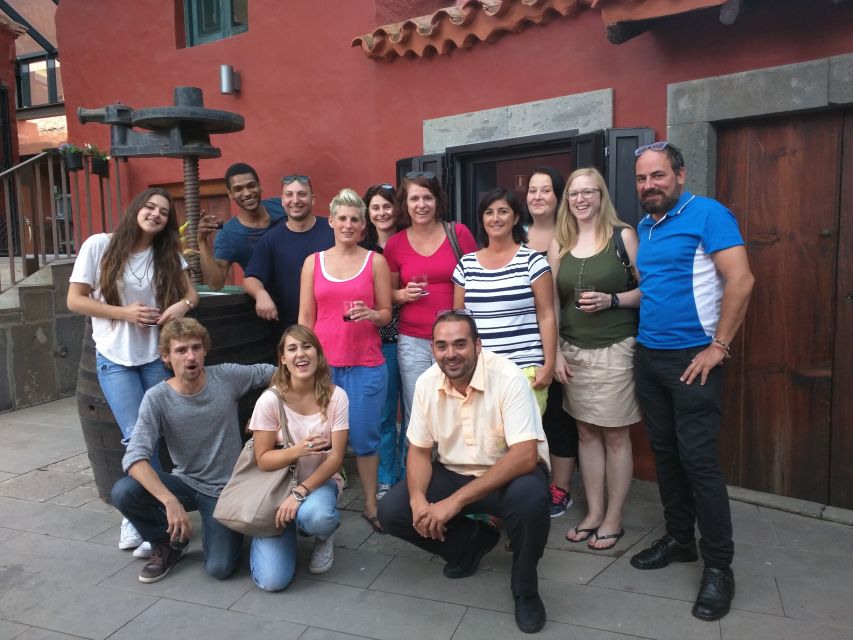 Las Palmas: Private Old City Guided Walking Tour with Tapas - Where You Meet: San Telmo Station to Start Smooth