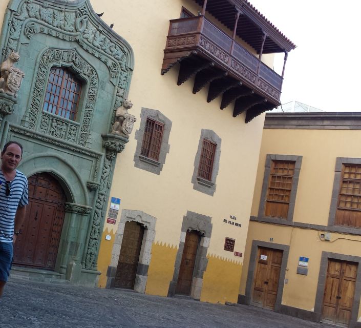Las Palmas: Private Old City Guided Walking Tour with Tapas - Your 2.5-Hour Walking Plan: Sights, Streets, and Smart Stops