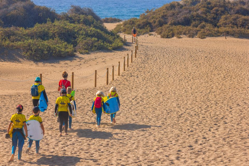 Playa del Inglés Maspalomas: High Quality Surf Classes - Your 4-hour flow: from shop theory to your first waves
