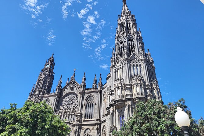 Private Tour from the Port of Las Palmas to Teror Firgas Arucas - Teror: wooden balconies, Virgen del Pino, and an unhurried church visit