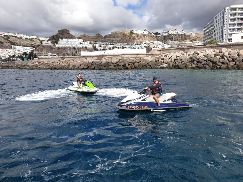 Puerto Rico de Gran Canaria: Jetski Tour - Safety Setup: Life Jacket, Monitor Boat, and the Swim Requirement