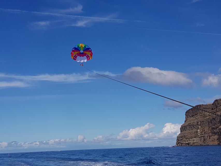 Puerto Rico de Gran Canaria : Parasailing - Gear and Clothing: What to Wear (and What to Avoid)