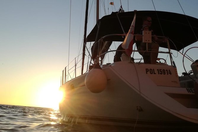 Sailing Trip and Snorkeling (max. 8 people) - What You Eat and Drink: Lunch Plus Beer, Wine, and Soft Drinks