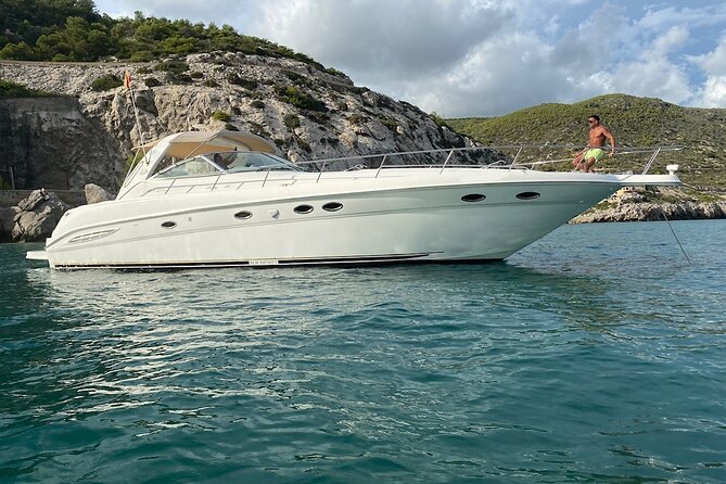 Shared Yacht Tour with Drinks Lunch and Snorkeling - What I love most about this trip