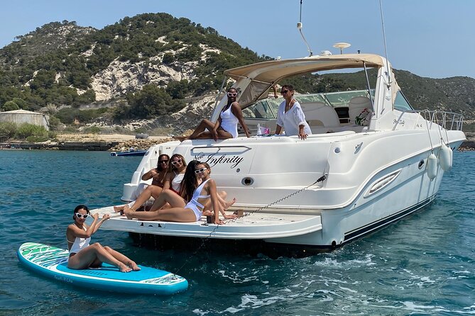 Shared Yacht Tour with Drinks Lunch and Snorkeling - Getting to the yacht: the best kind of hassle-free start