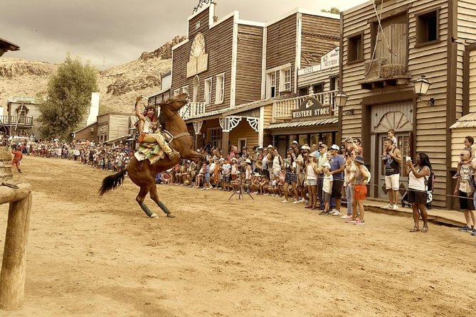 Sioux City Park Entrance Ticket - Western shows and gunfights: great entertainment with a loud-effects note