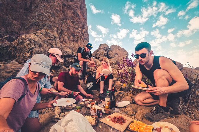 The Volcano Heart Tour: Hiking, Tasting and Sunset Experience - Lunch at Tajínaste Restaurant: a full reset after the craters