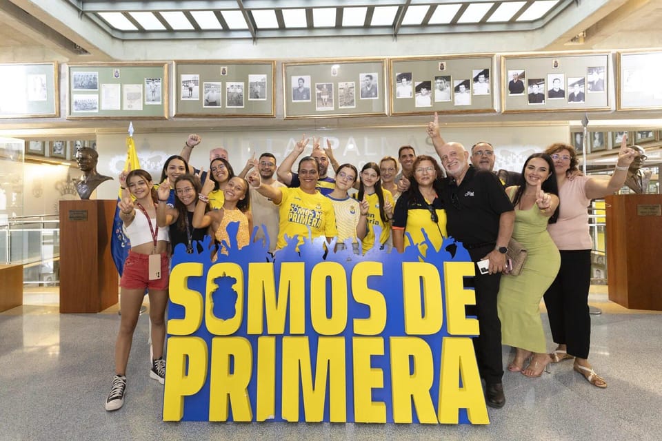 UD Las Palmas Gran Canaria Stadium Guided Tour - The best way to start: official club store meeting point