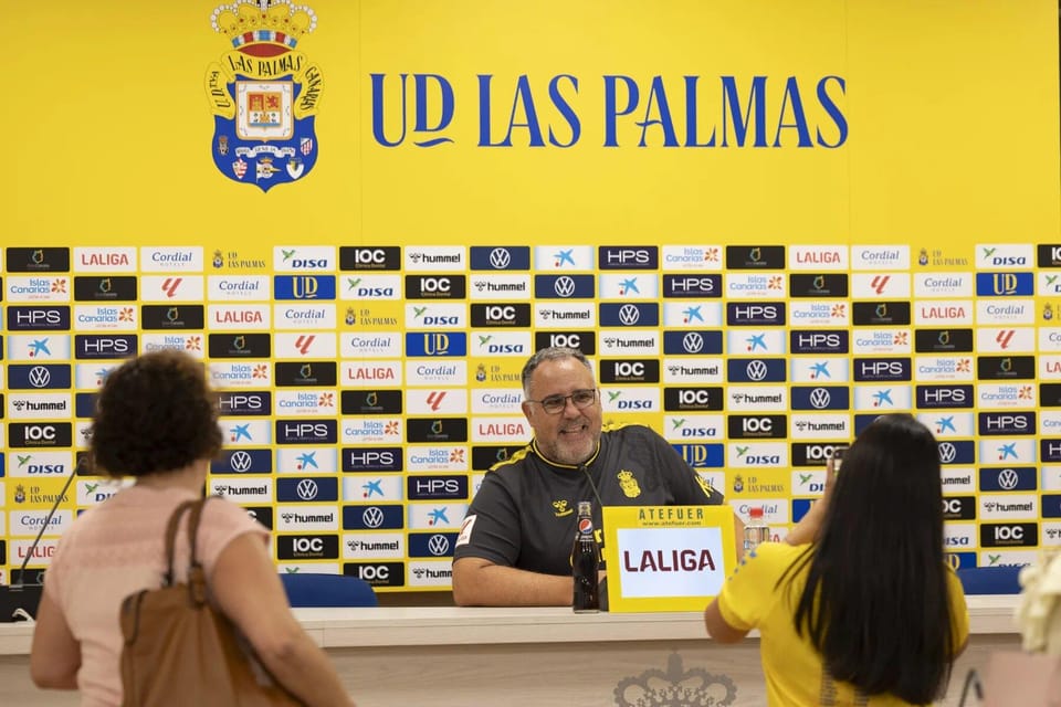 UD Las Palmas Gran Canaria Stadium Guided Tour - The 360° VR pio-pio experience (and why it works)