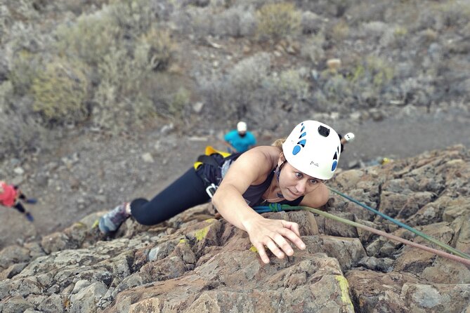 Via Ferrata in Gran Canaria. Vertical adventure park. Small groups - The approach hike: the part people forget to plan for