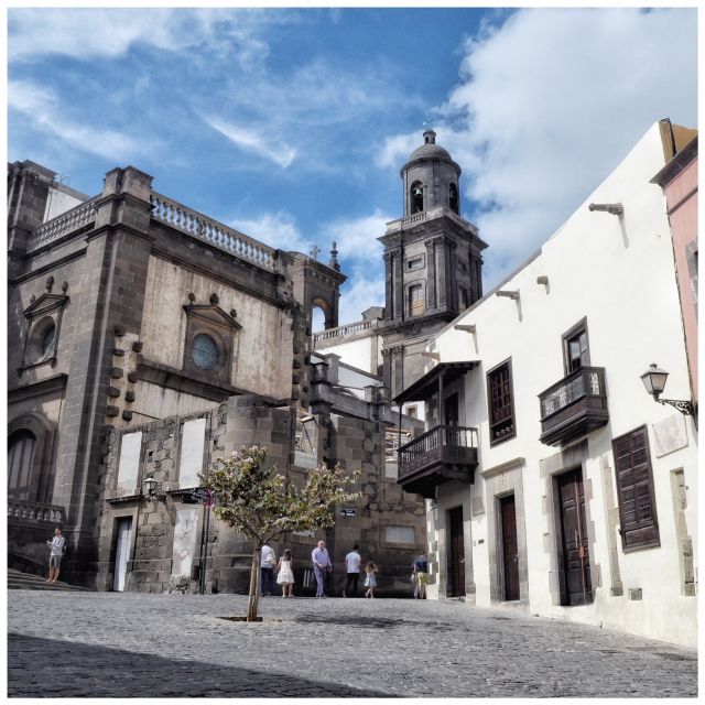 Walking tour Vegueta Old Town Las Palmas ( only in english) - Cathedral of Santa Ana: the architectural centerpiece